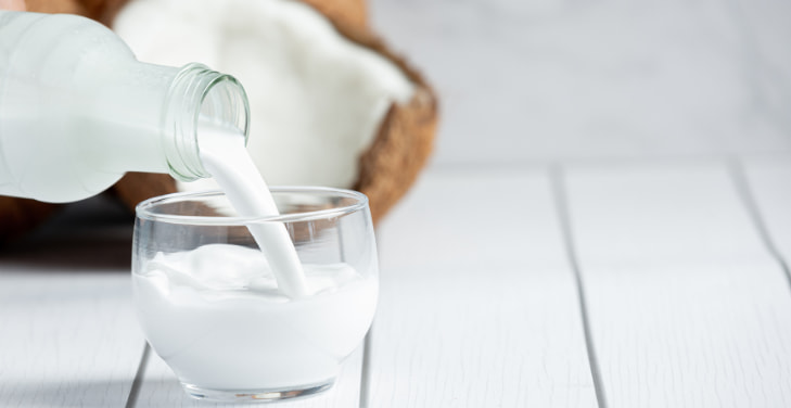 Is-coconut-milk-good-for-diabetes (1)