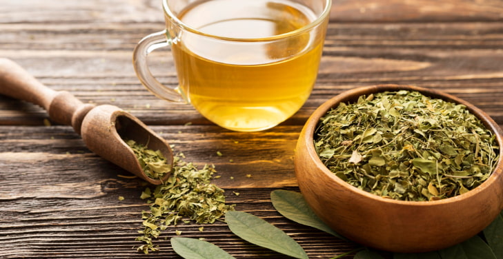 pros-and-cons-of-drinking-green-tea-every-day pros-and-cons-of-drinking-green-tea-every-day