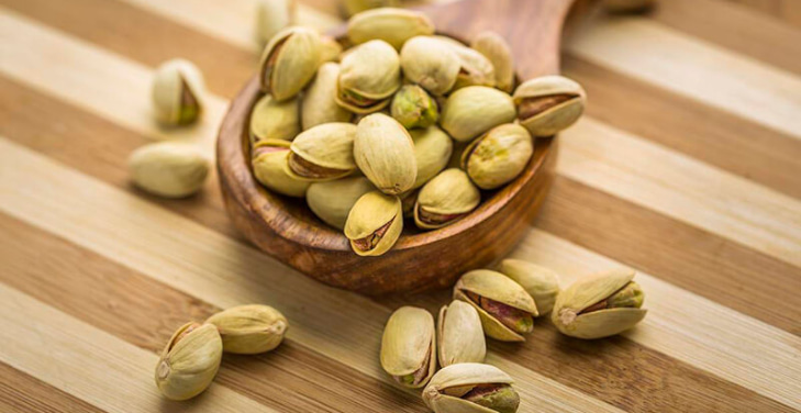 how-many-pistachios-daily